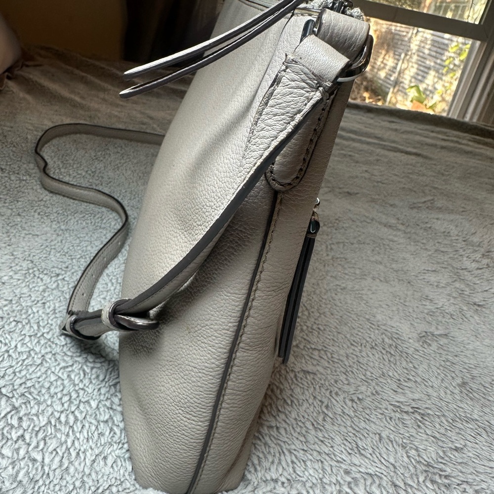 Kate Spade Jackson Leather Top Zip
Crossbody Bag - Picture 4 of 12